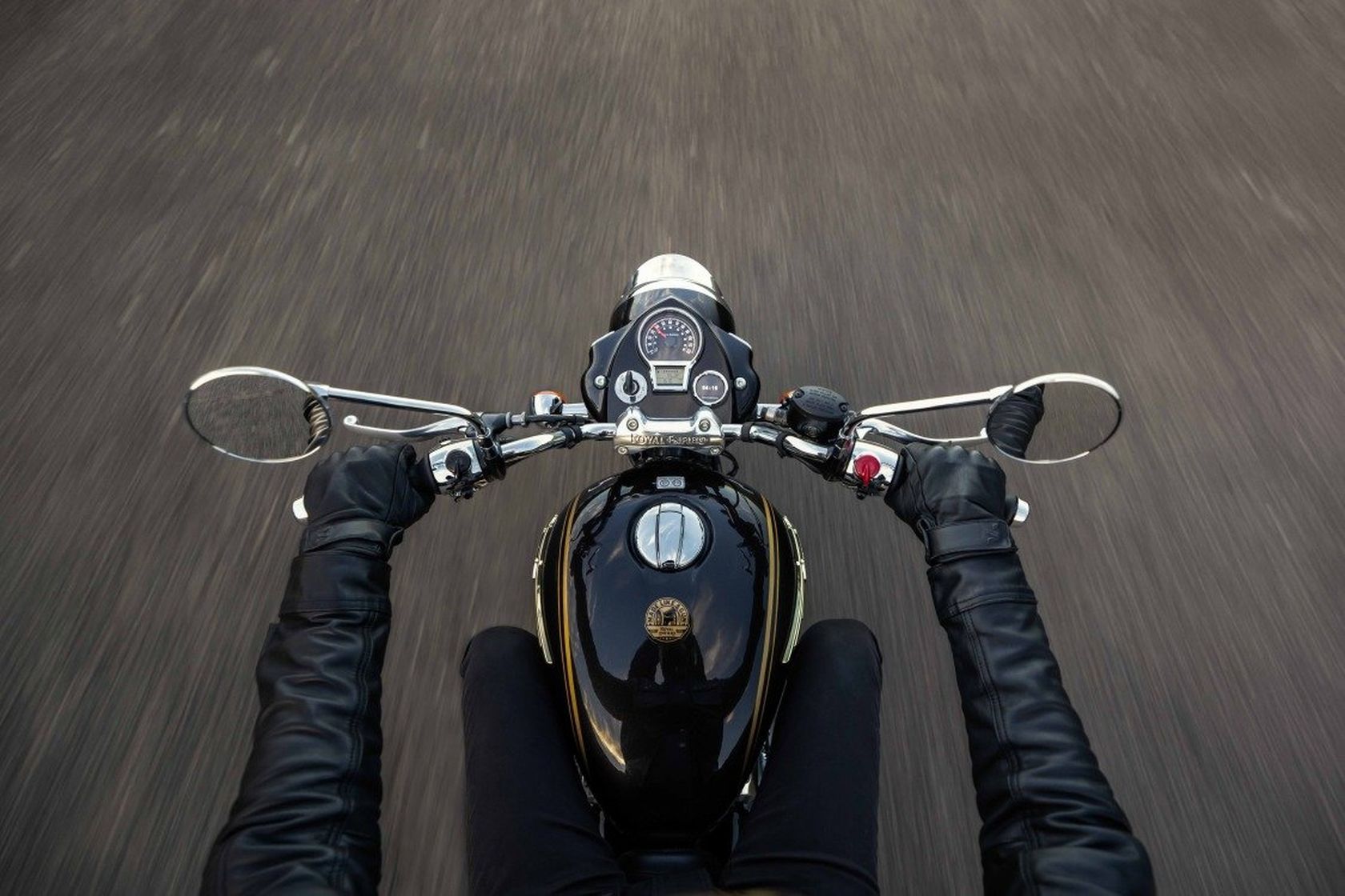 Royal Enfield Bullet 650 2026 vue guidon et compteur Royal Enfield Bullet 650 2026 vue guidon et compteur