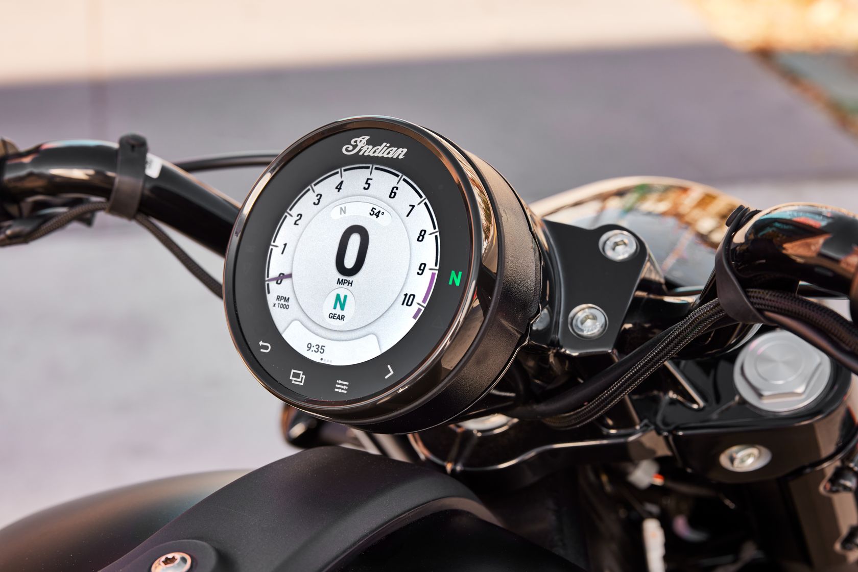 Ecran Indian Scout Bobber 2026