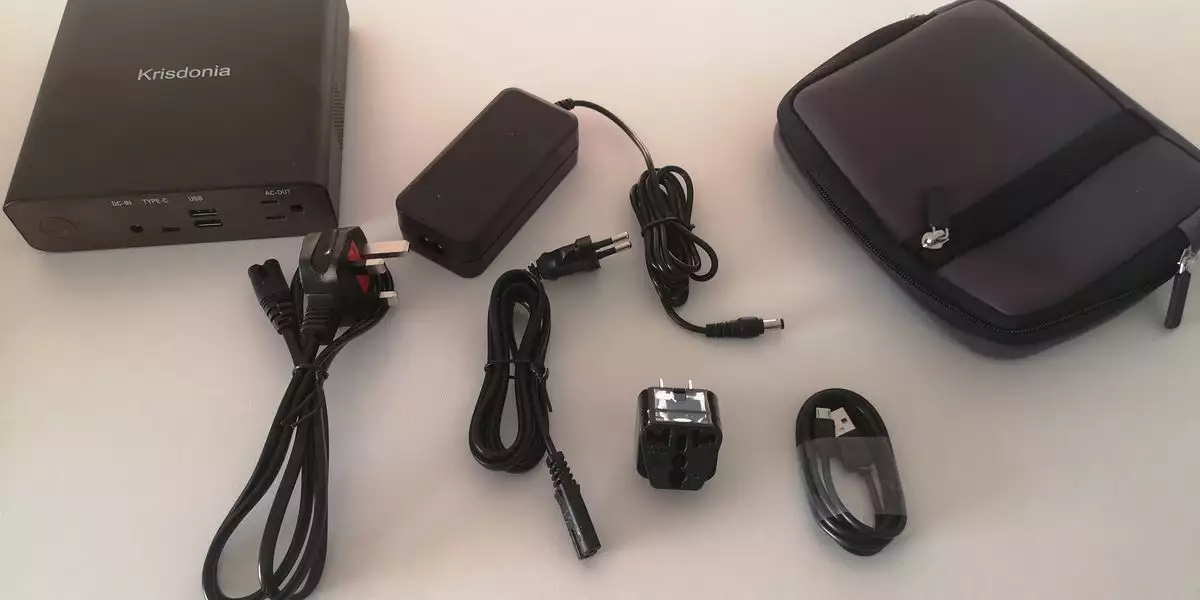 Batterie externe sans fil SPC+ SP Connect moto : , batterie  externe de moto