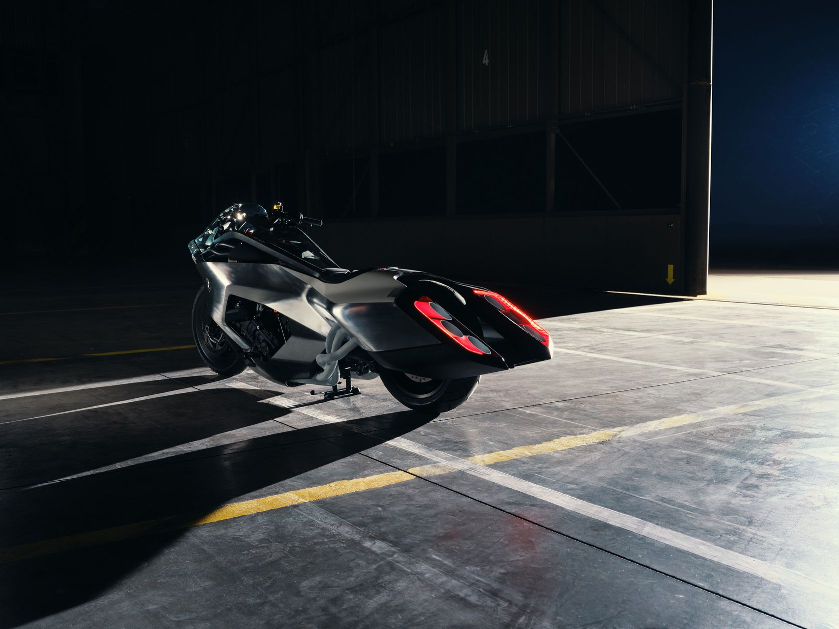 BMW Vision K18 vue arrière gauche BMW Vision K18 vue arrière gauche