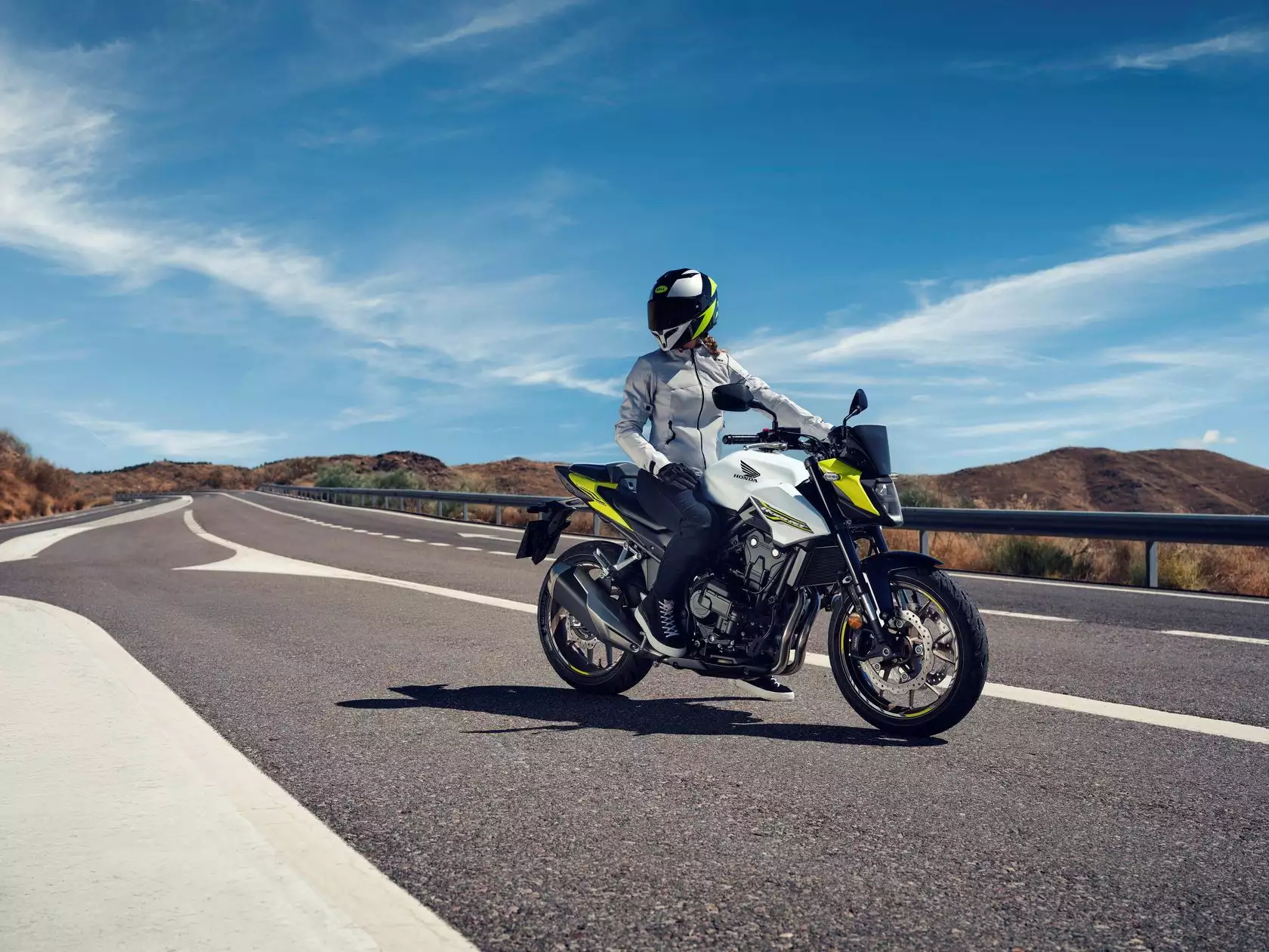 Honda CB500 Hornet 2026 en statique Honda CB500 Hornet 2026 en statique