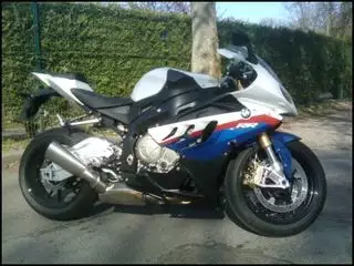 Essai BMW S1000RR (2010), par Gaga