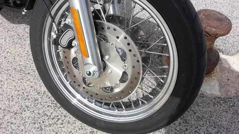 Freins Harley Low Rider