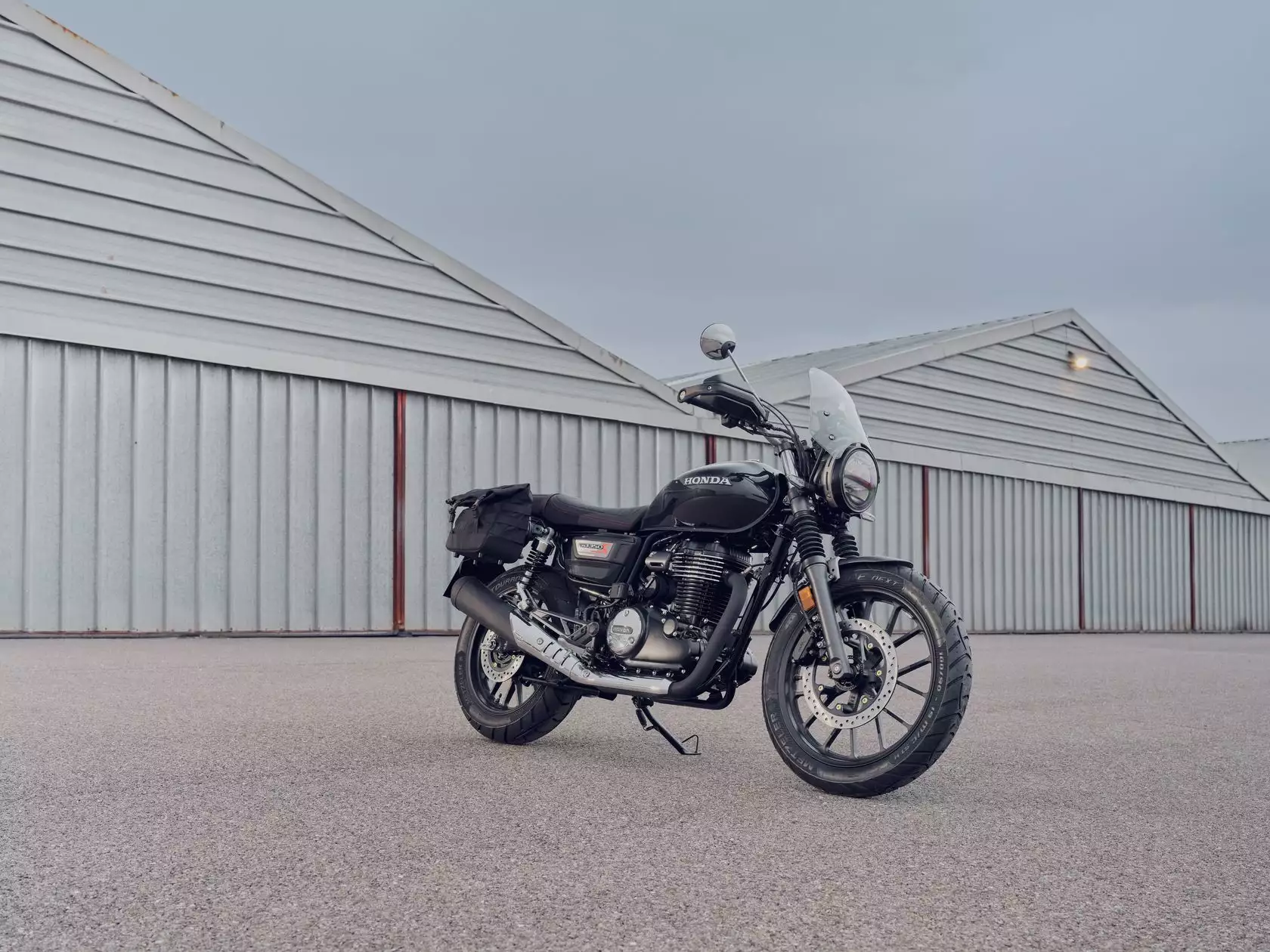 Honda GB350S 2025 vue avant droit