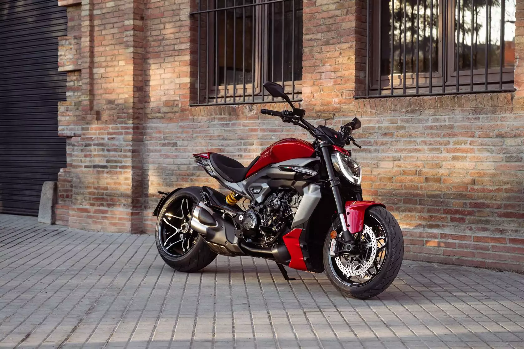 Ducati XDiavel V4 2025 vue avant droit Ducati XDiavel V4 2025 vue avant droit