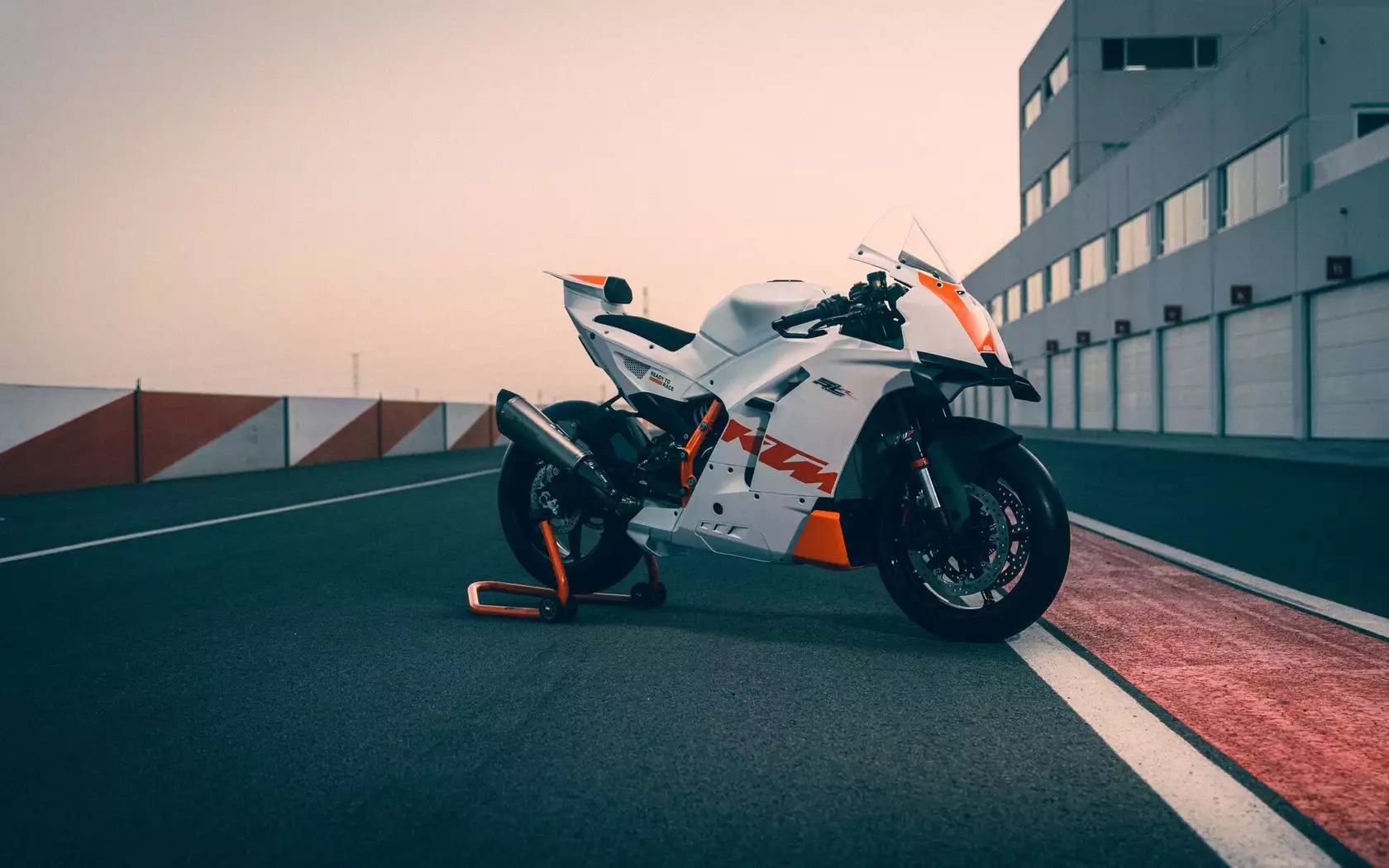 KTM 990 RC R Track 2026
