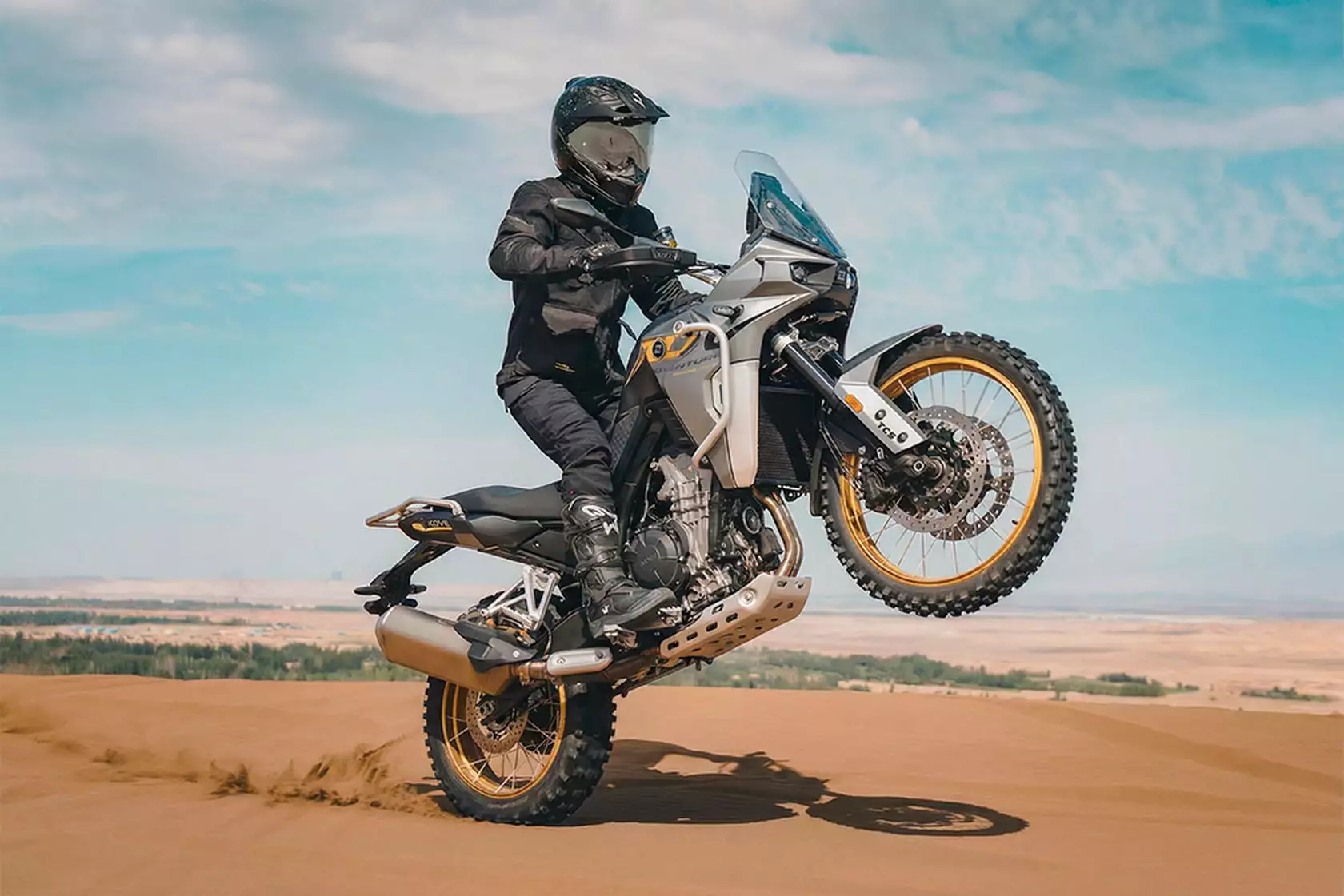 Kove 800X Pro 2026 en wheeling Kove 800X Pro 2026 en wheeling
