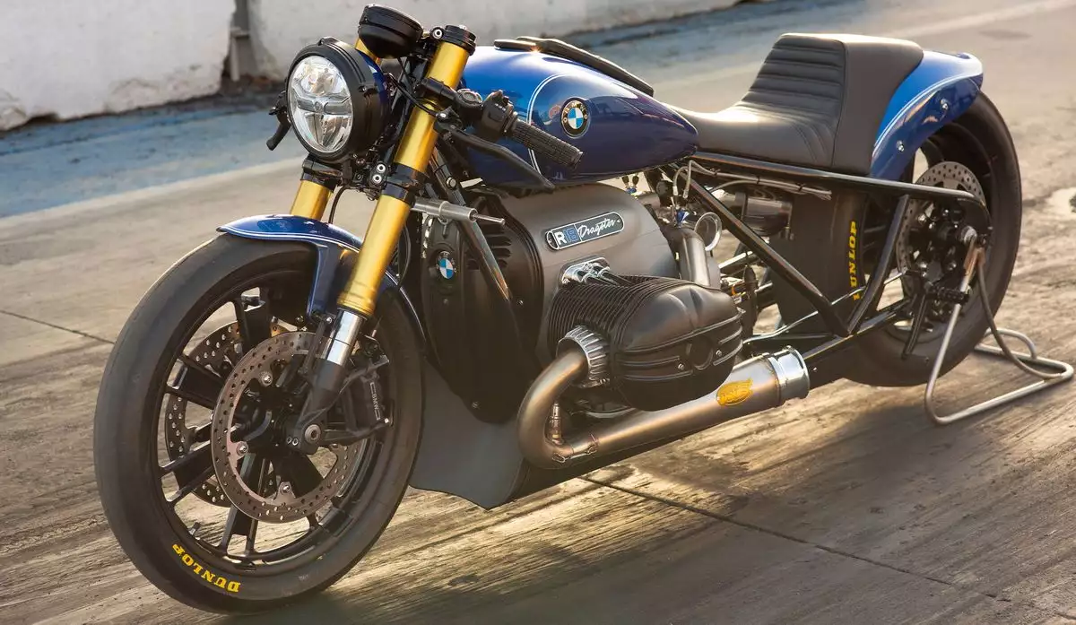 BMW R18 transformée en Dragster par RSD